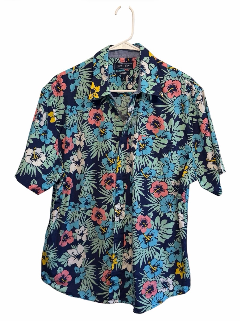 crown & ivy Navy Floral Short-Sleeve Button-Down Shirt Hawaiin